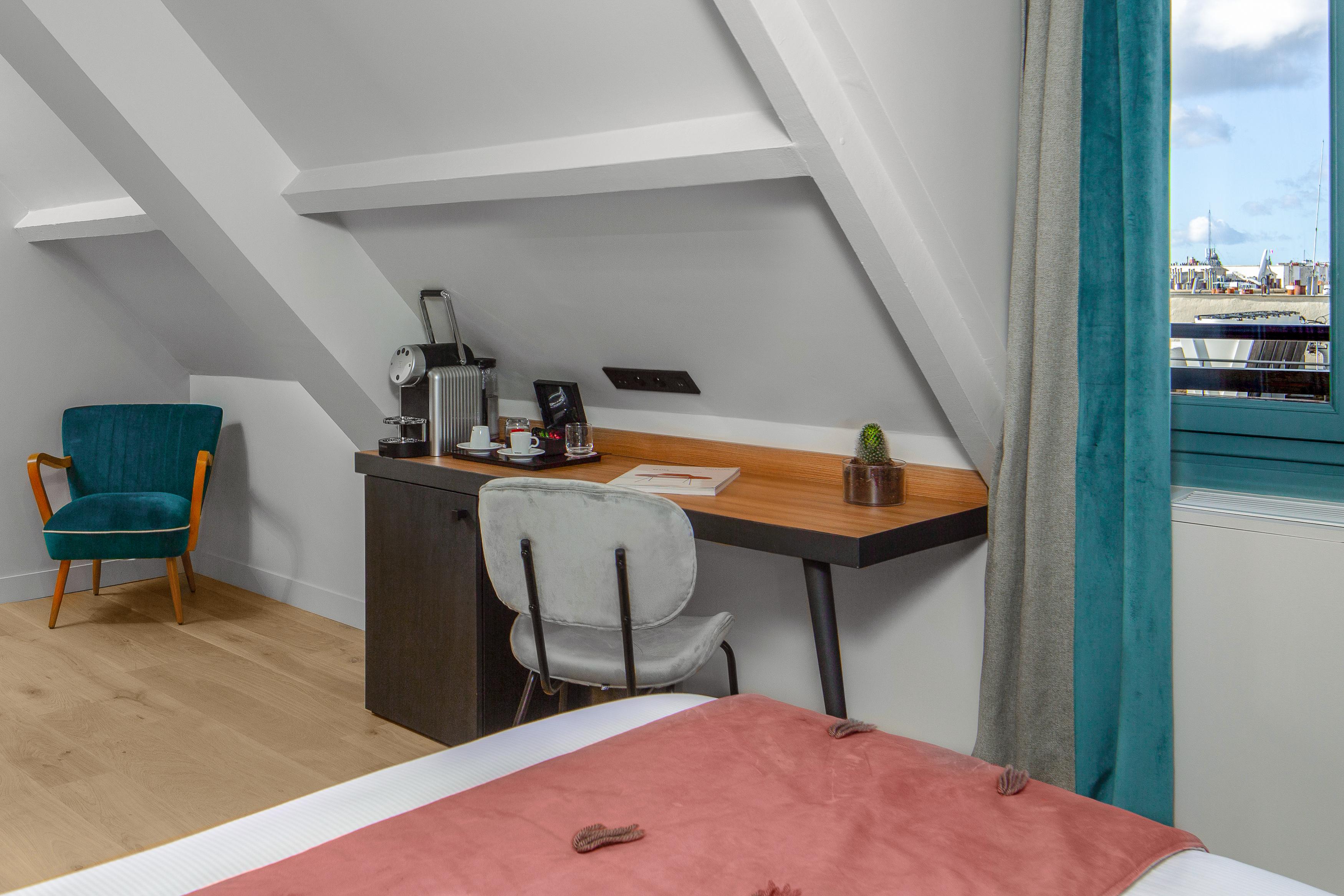 Lyric Opera Hotel París